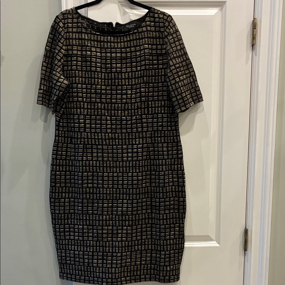 Like new🩷St. John Black and Gold Checkered Mini Dress